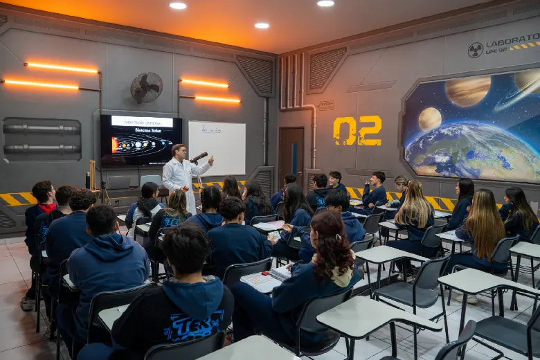 Ensino Médio no Colégio Unimor